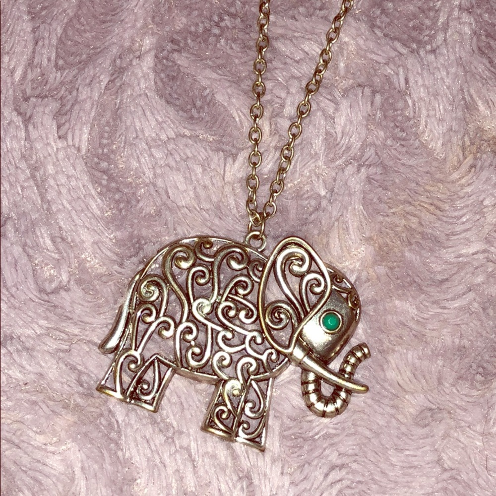 long elephant necklace! 🐘🐘